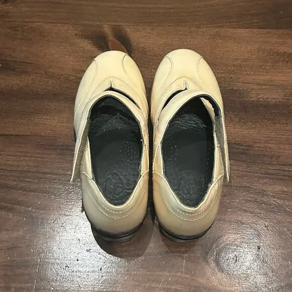 Nature's Stride Shelby Therapeutic Yellow Patent Leather Mary Jane‎ Shoes 5.5WW - Picture 5 of 7